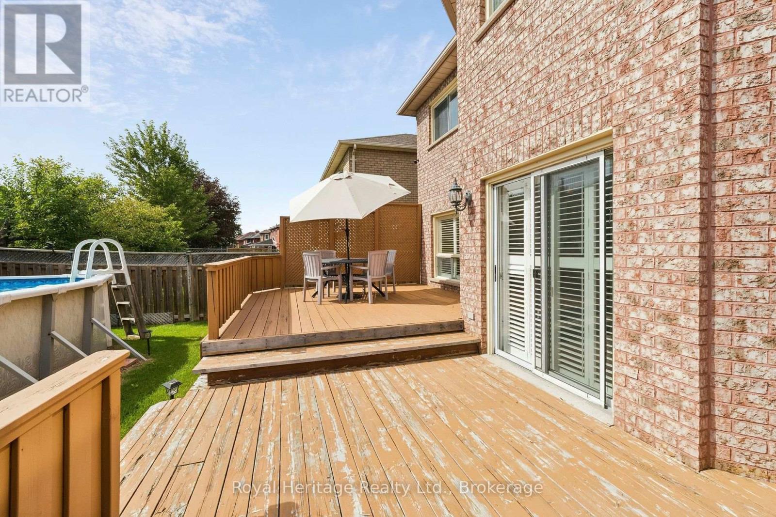 41 Winterberry Drive, Whitby, Ontario  L1R 1Z2 - Photo 35 - E13767746