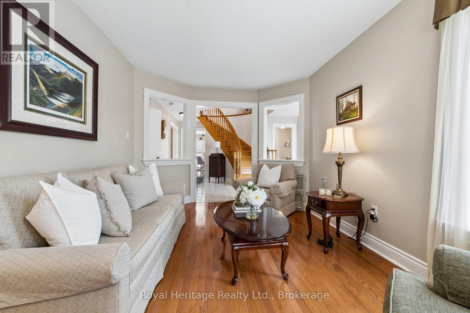 41 Winterberry Drive, Whitby, Ontario  L1R 1Z2 - Photo 9 - E13767746