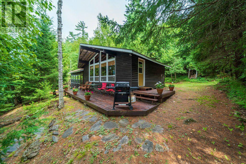 1021 Blue Jay Lane, Frontenac (Frontenac North), Ontario  K0H 1B0 - Photo 2 - X13767606