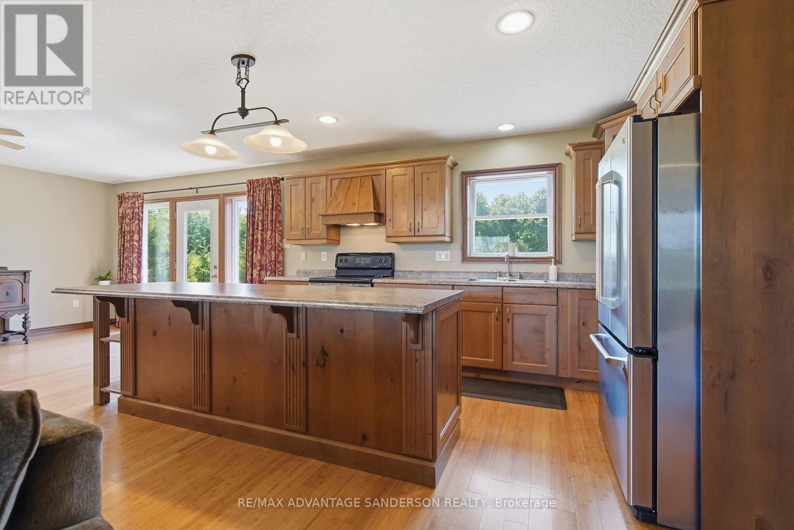 14677 Ten Mile Road, Middlesex Centre, Ontario  N0M 2A0 - Photo 29 - X13767704