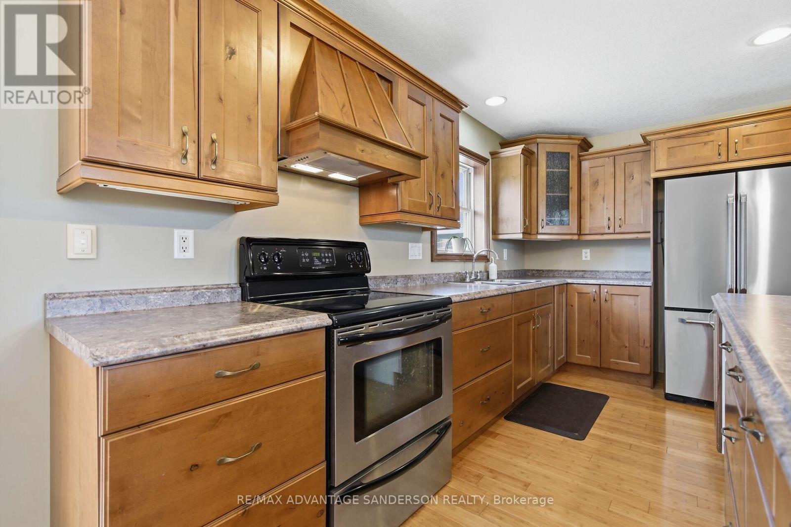 14677 Ten Mile Road, Middlesex Centre, Ontario  N0M 2A0 - Photo 31 - X13767704