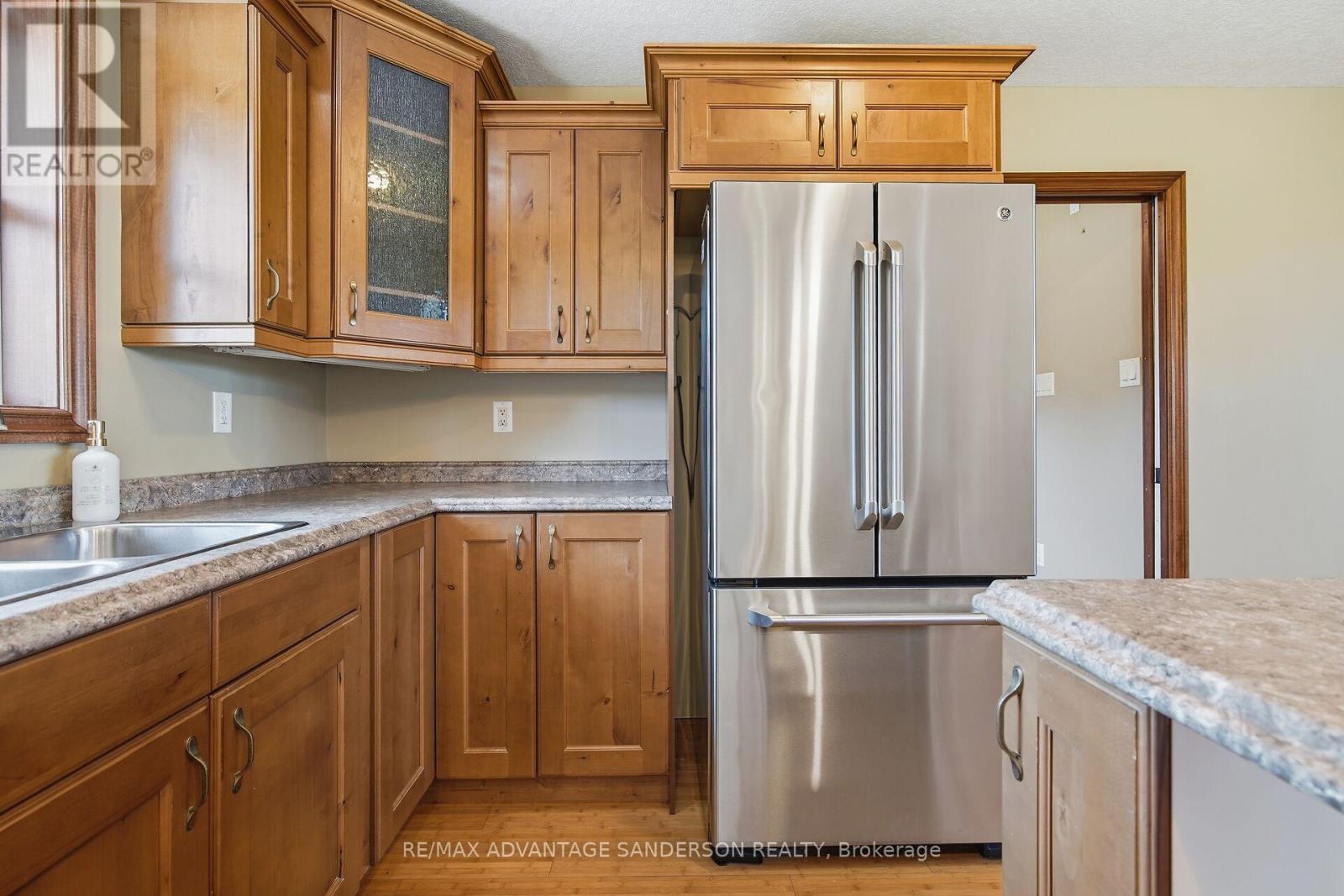 14677 Ten Mile Road, Middlesex Centre, Ontario  N0M 2A0 - Photo 33 - X13767704