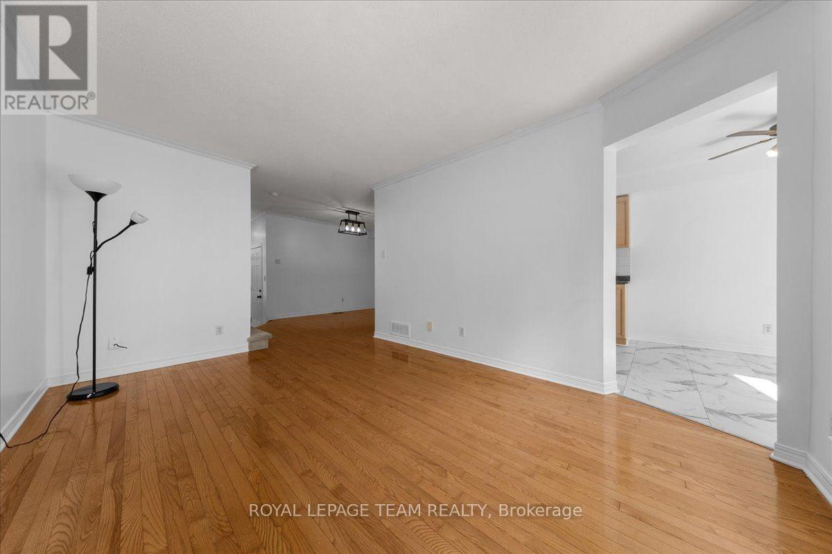 219 Tattersall Way, Ottawa, Ontario  K1V 1K6 - Photo 11 - X13767698
