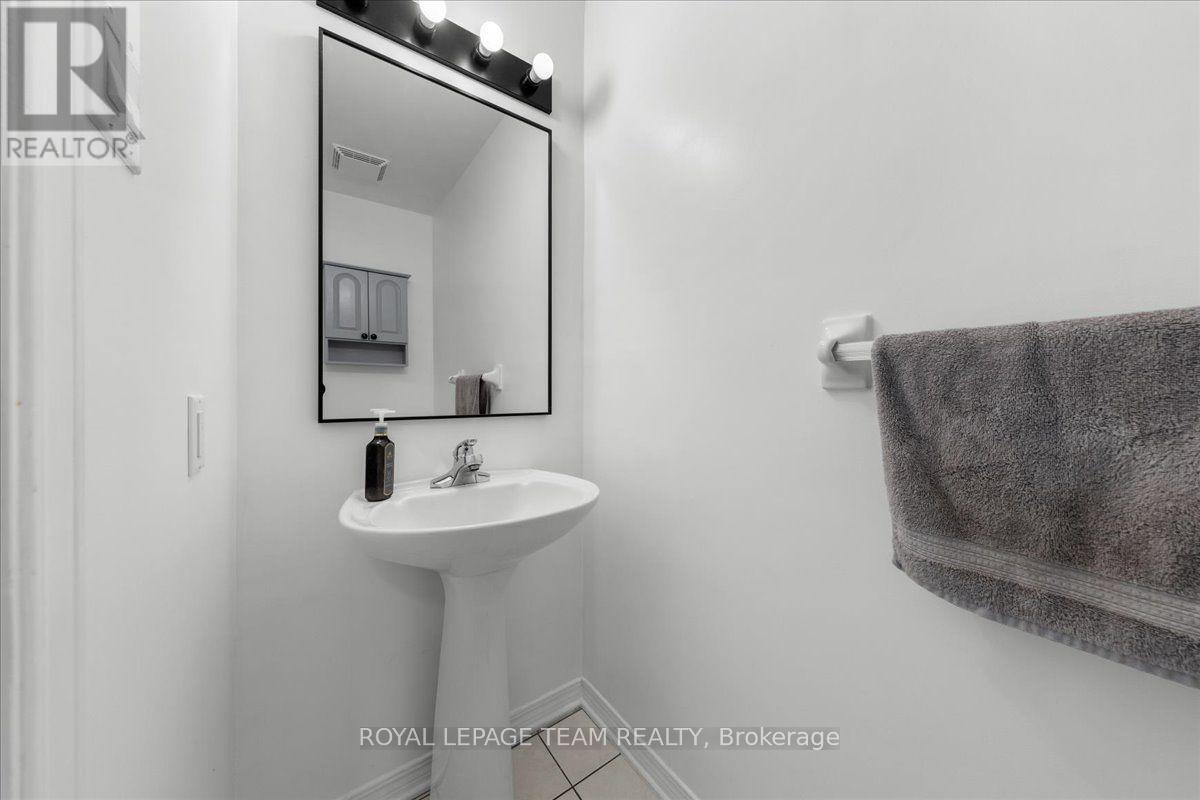 219 Tattersall Way, Ottawa, Ontario  K1V 1K6 - Photo 6 - X13767698