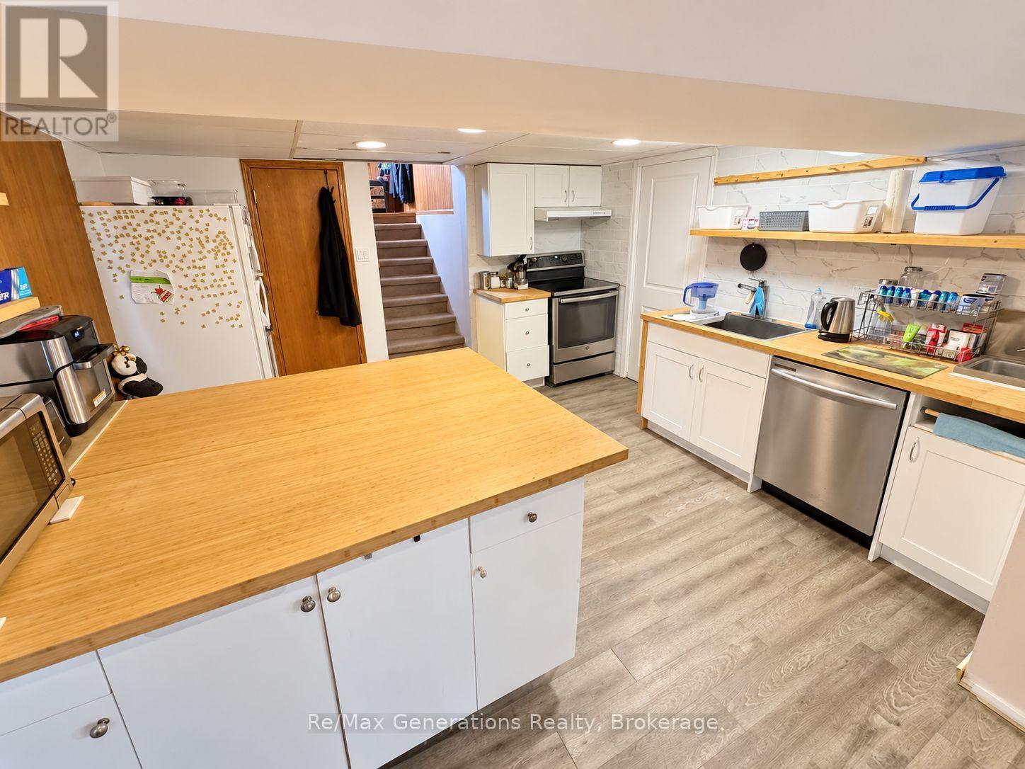 251 Francis Street W, Thunder Bay, Ontario  P7C 4C1 - Photo 19 - X13767656