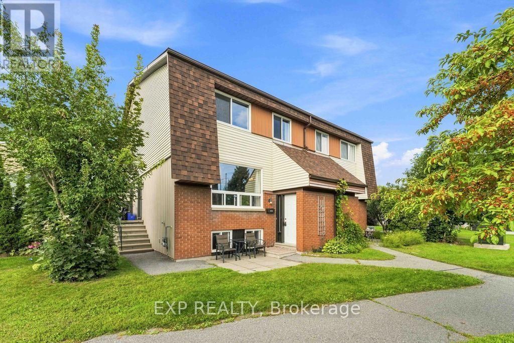 30A - 30A WOODVALE GREEN, Ottawa, Ontario