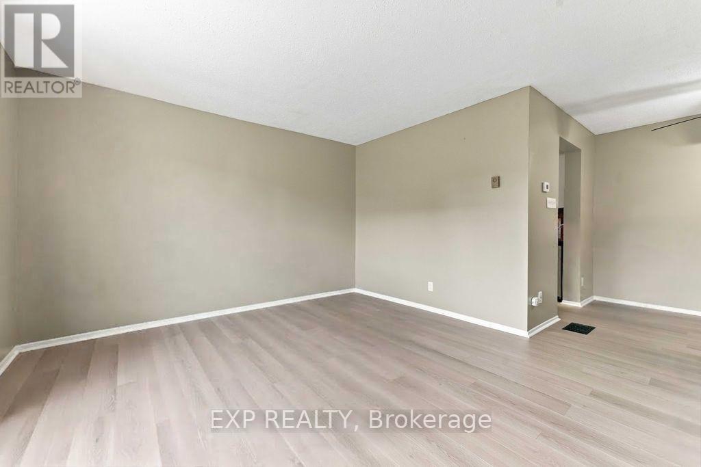 30a - 30a Woodvale Green, Ottawa, Ontario  K2G 4H4 - Photo 10 - X13767788