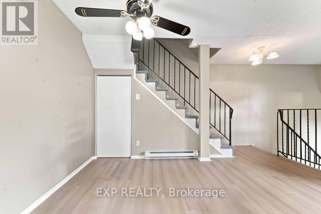 30a - 30a Woodvale Green, Ottawa, Ontario  K2G 4H4 - Photo 15 - X13767788
