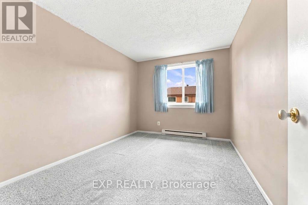 30a - 30a Woodvale Green, Ottawa, Ontario  K2G 4H4 - Photo 21 - X13767788