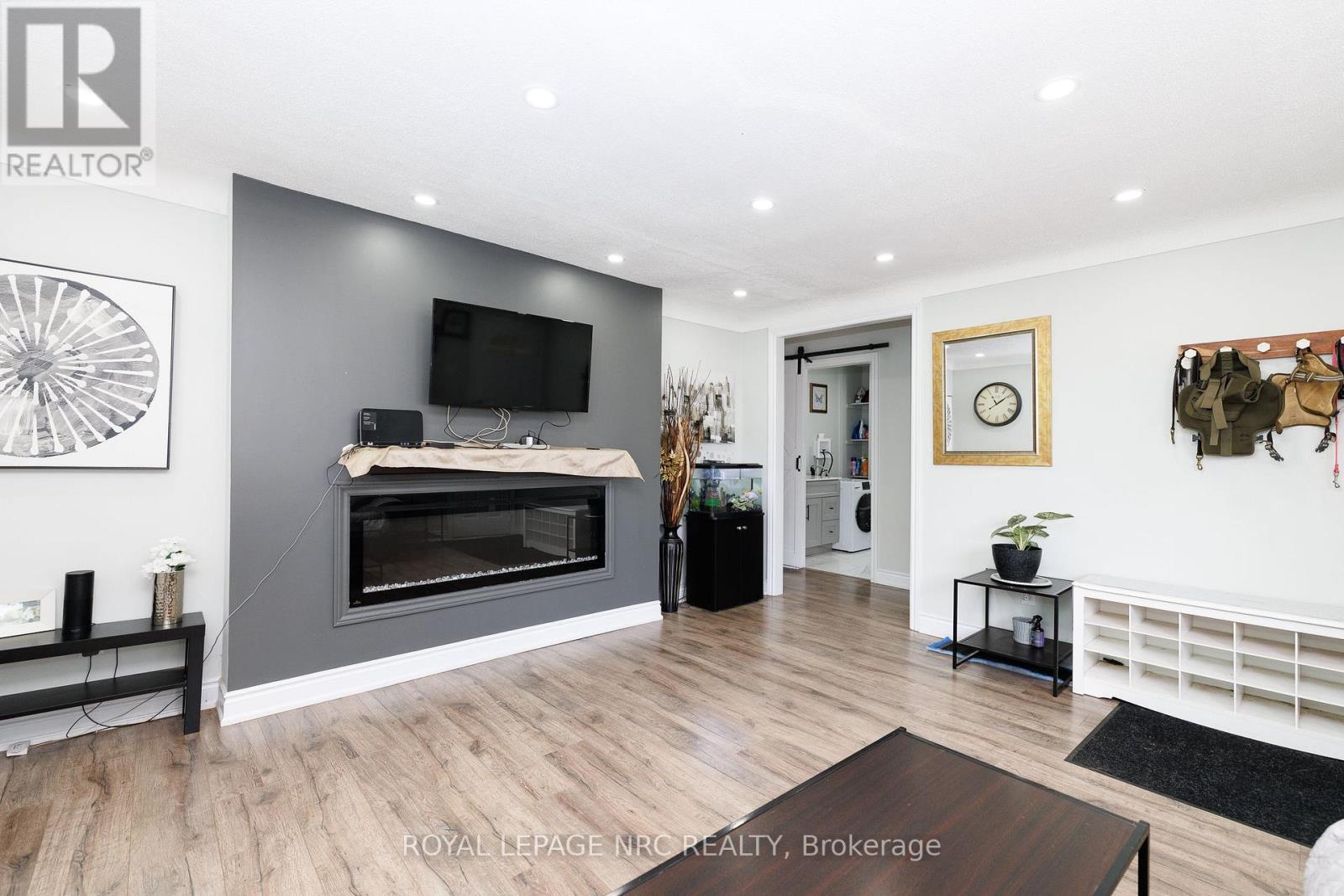 68 Carlton Street, St. Catharines, Ontario  L2R 1P8 - Photo 6 - X13767630