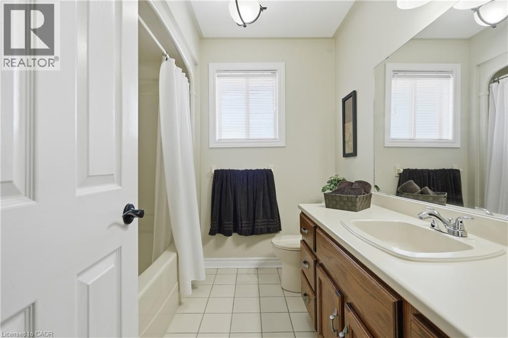 12 Harvest Oak Drive, Welland, Ontario  L3C 6Z1 - Photo 32 - 40862151