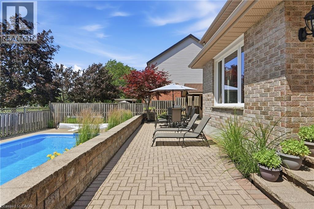 12 Harvest Oak Drive, Welland, Ontario  L3C 6Z1 - Photo 6 - 40862151