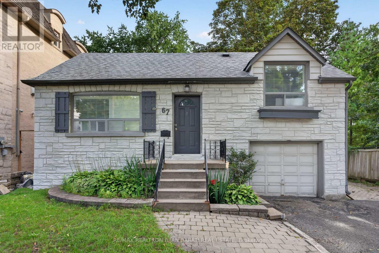 67 PRINCESS AVENUE, Toronto, Ontario