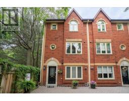 11 - 18 DONCREST ROAD, Toronto, Ontario