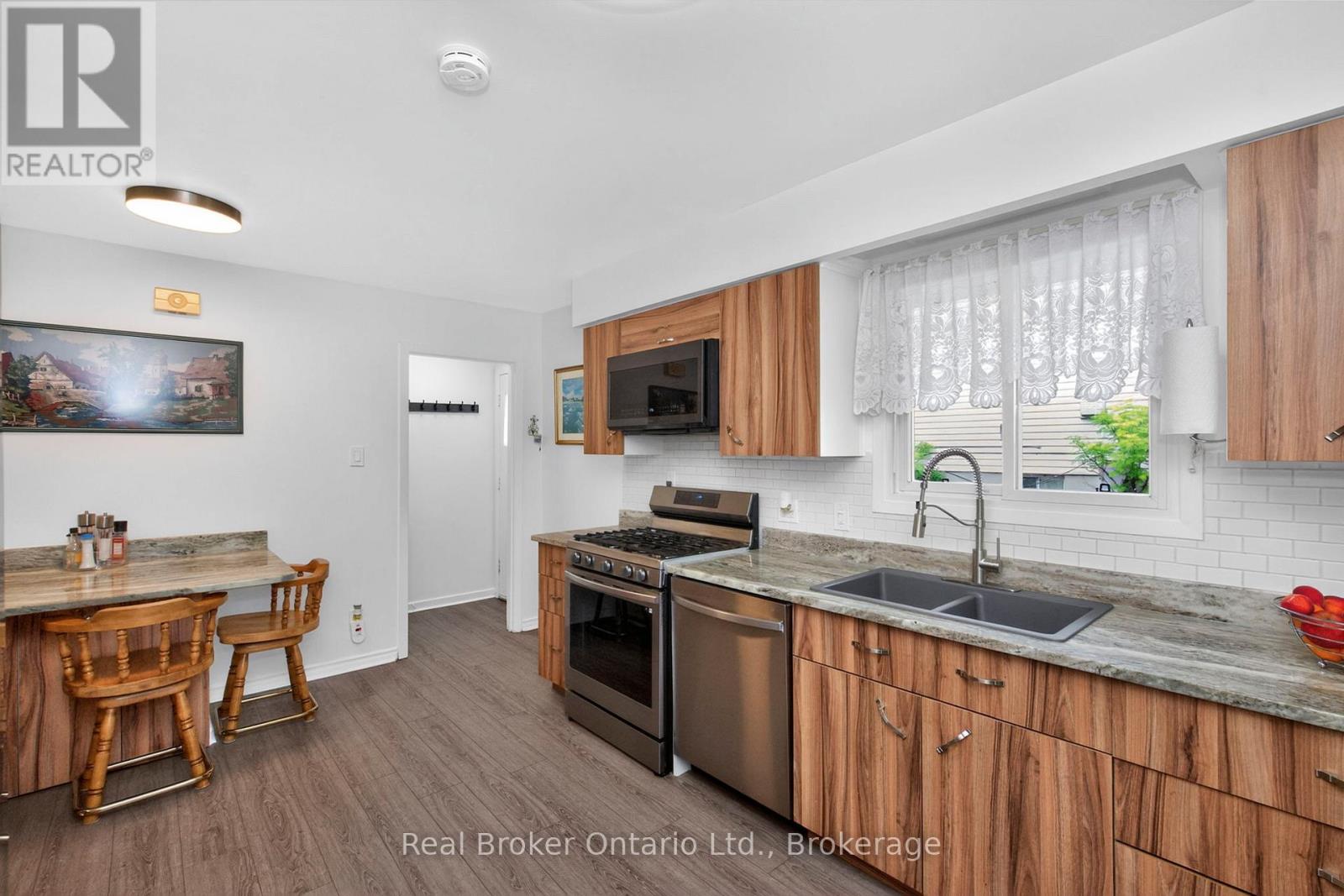 647 Manly Street, Midland, Ontario  L4R 3G7 - Photo 11 - S13767682