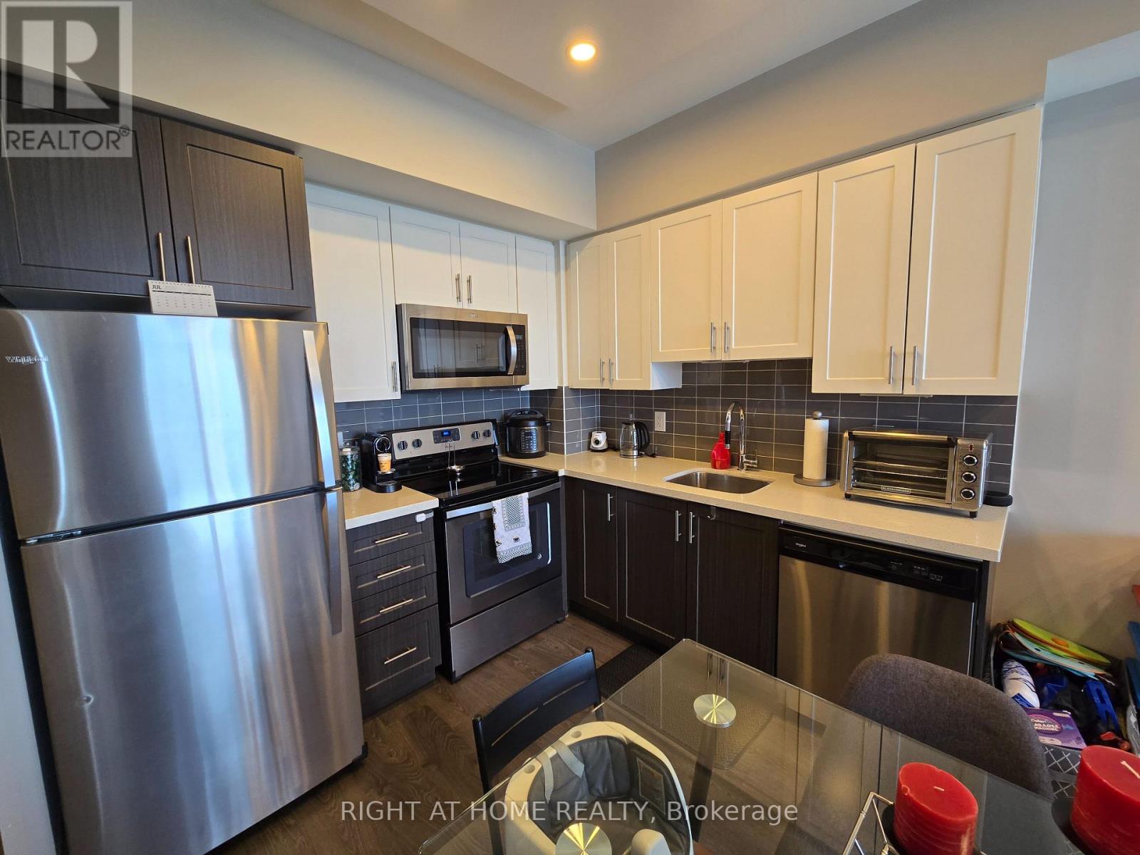 Lph03 - 3600 Highway 7 Road, Vaughan, Ontario  L4L 0G7 - Photo 6 - N13767774
