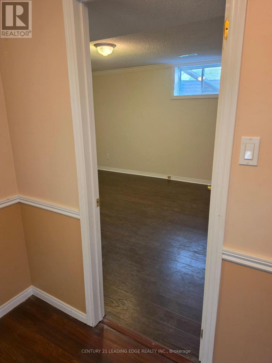 Lower - 142 Oakcrest Drive, Georgina (Keswick North), Ontario  L4P 3J1 - Photo 13 - N13767804