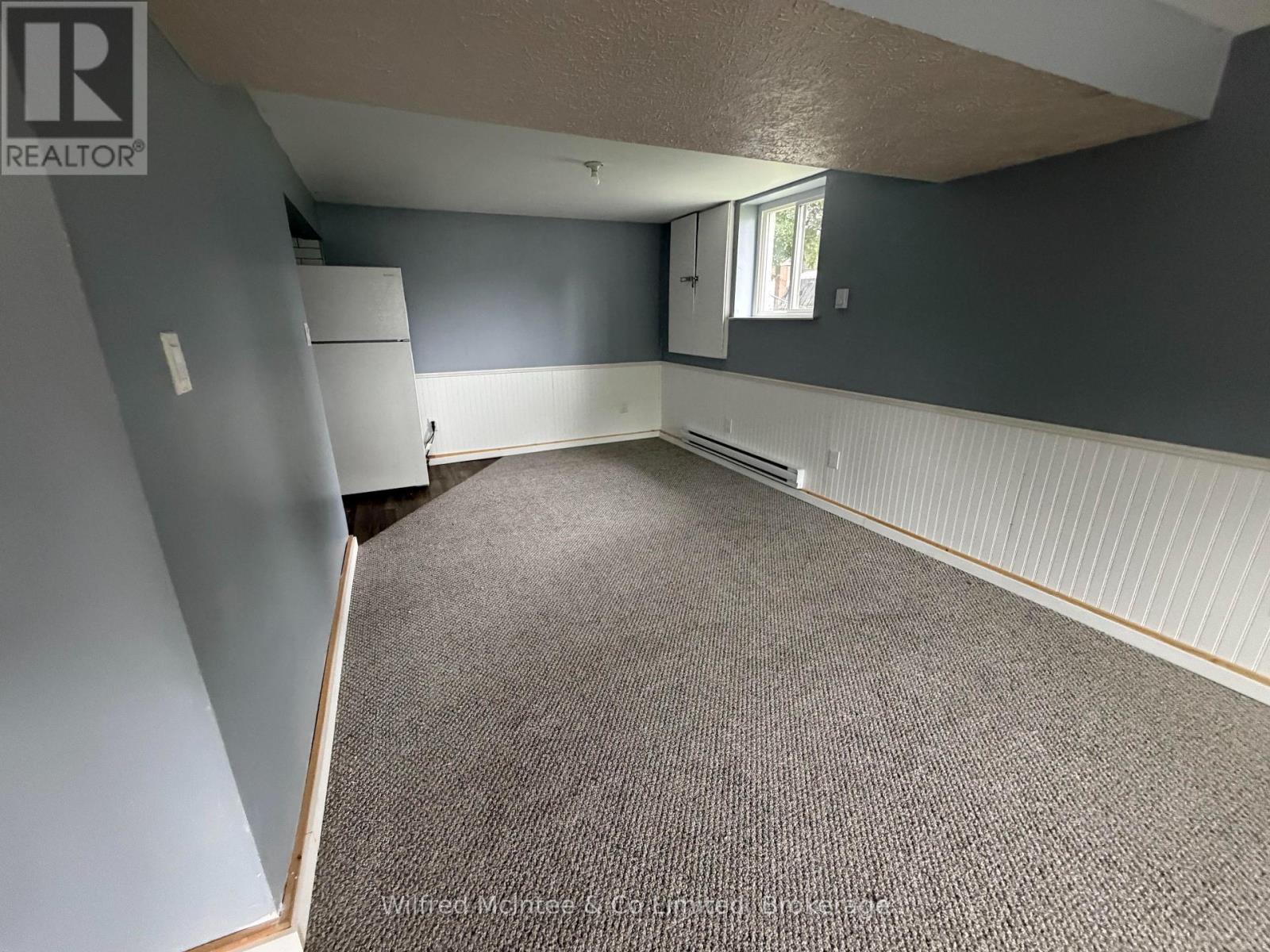 2 Parkview Court, Brockton, Ontario  N0G 2V0 - Photo 9 - X13767810