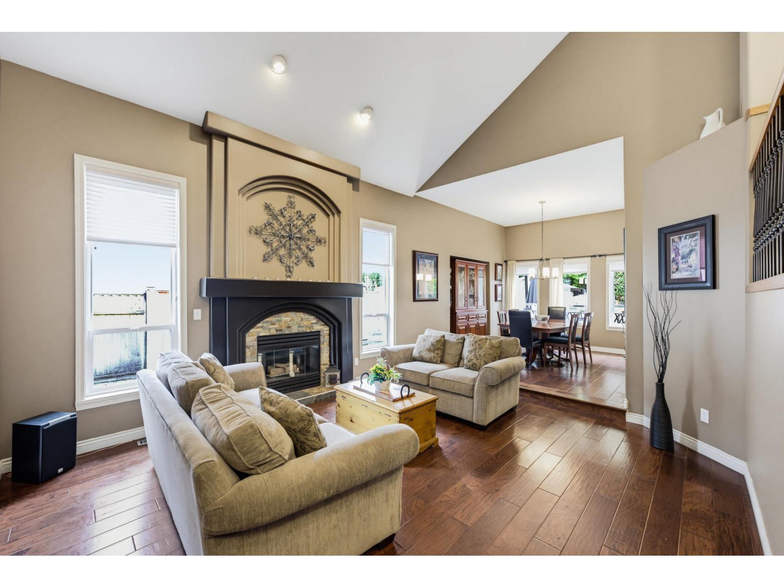 9117 207b Street, Langley, British Columbia  V1M 2P5 - Photo 5 - R3163870
