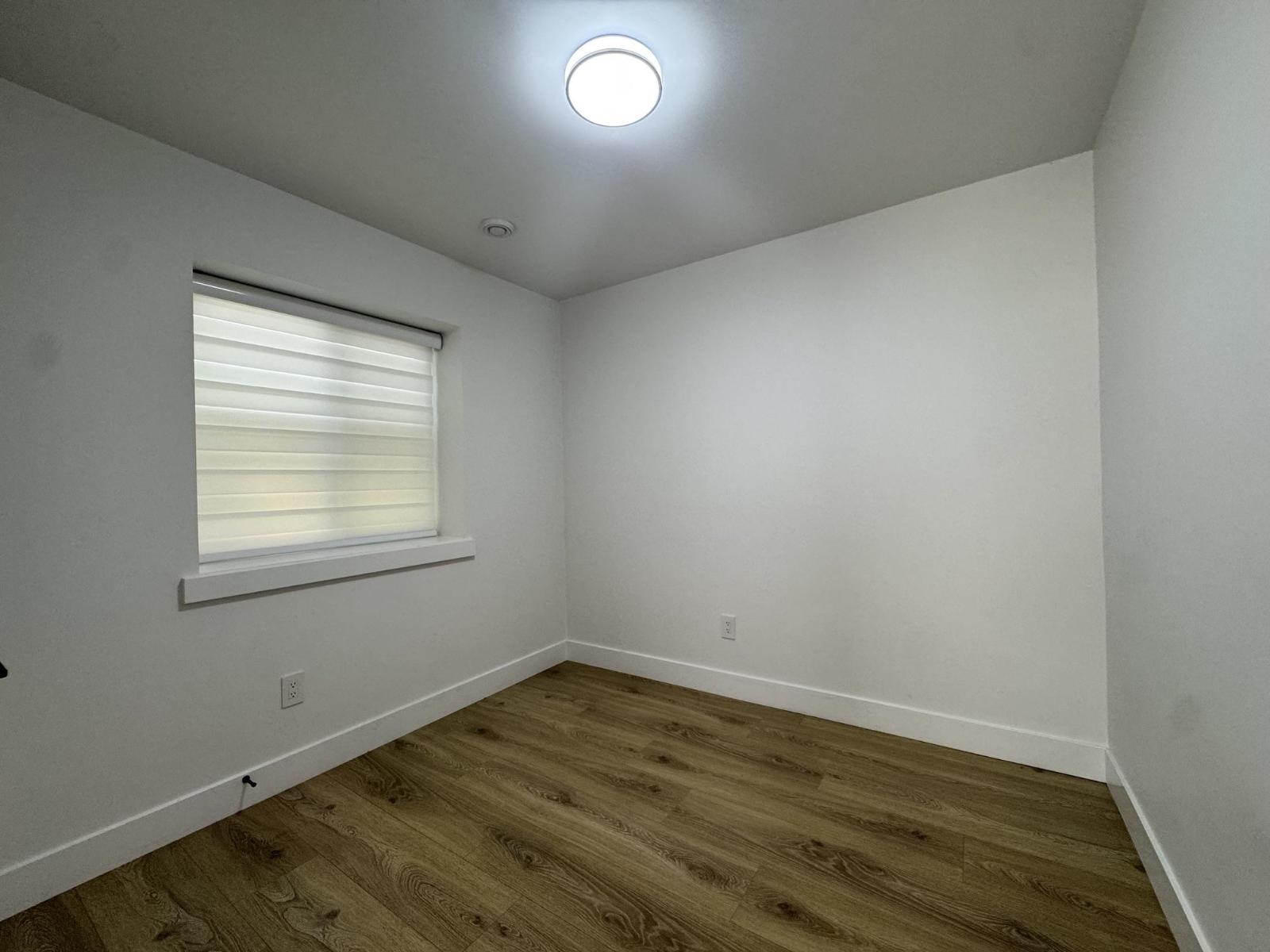 Basement Rental 16794 20a Avenue, Surrey, British Columbia  V3Z 1H1 - Photo 12 - R3163894