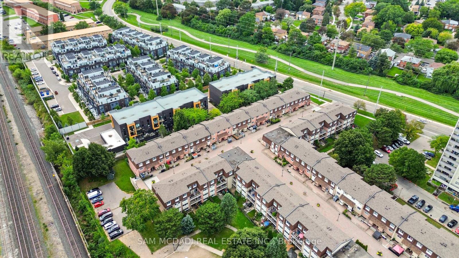 164 - 2170 Bromsgrove Road, Mississauga, Ontario  L5J 4J2 - Photo 7 - W13767754