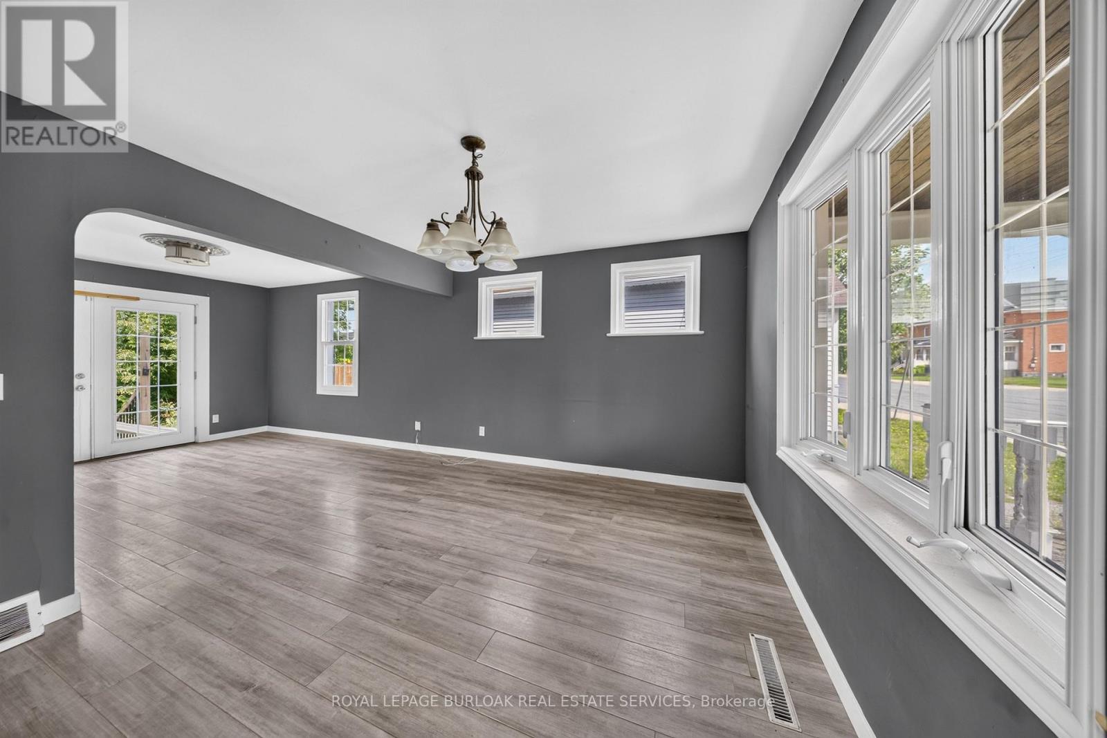 461 John Street, Sault Ste Marie, Ontario  P6C 3J8 - Photo 4 - X13767596