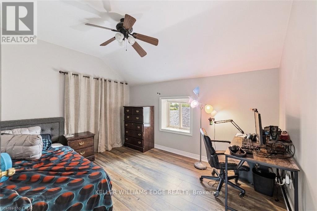 32 Clench Avenue, Brantford, Ontario  N3T 1B6 - Photo 17 - X13767684