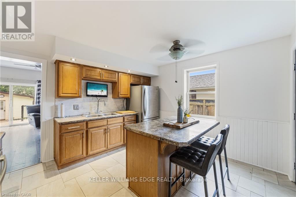 32 Clench Avenue, Brantford, Ontario  N3T 1B6 - Photo 8 - X13767684