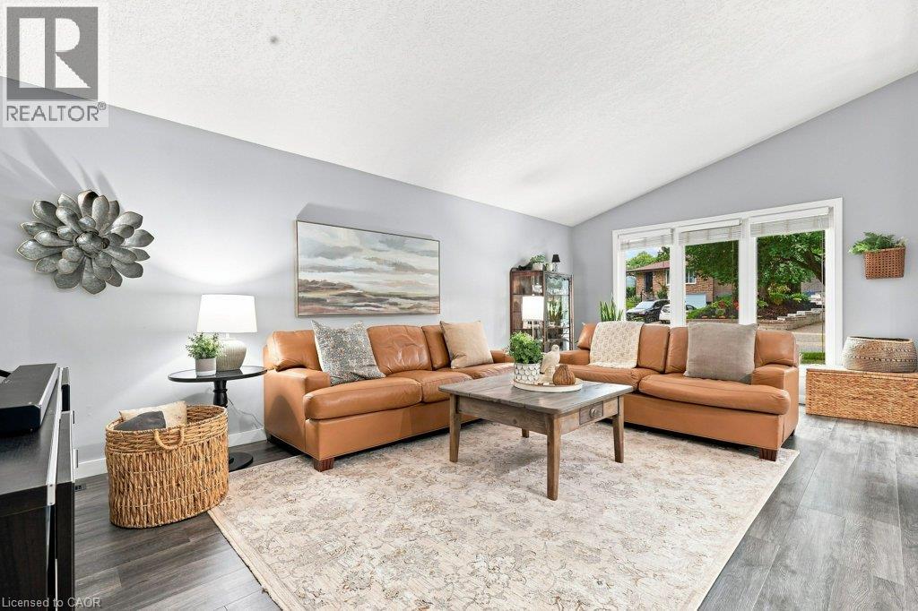 62 Pinedale Drive, Kitchener, Ontario  N2E 1J7 - Photo 6 - 40861658