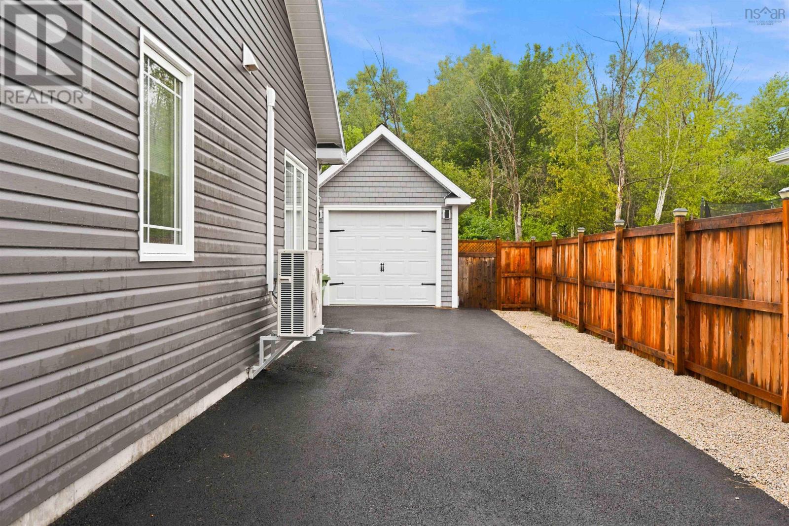 14 Marilyn Court|Oakhurst photo 4
