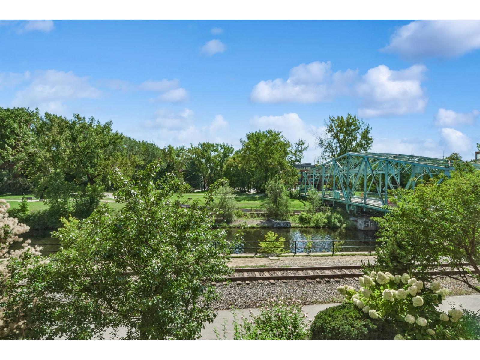 90 Rue Vinet|#111 Montréal (Le Sud-Ouest) Quebec Canada H3J2C9 2
