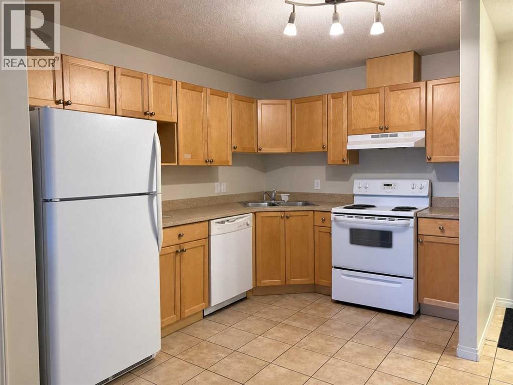 306, 9810 96 Street, Grande Prairie, Alberta  T8V 7T9 - Photo 2 - A2344324