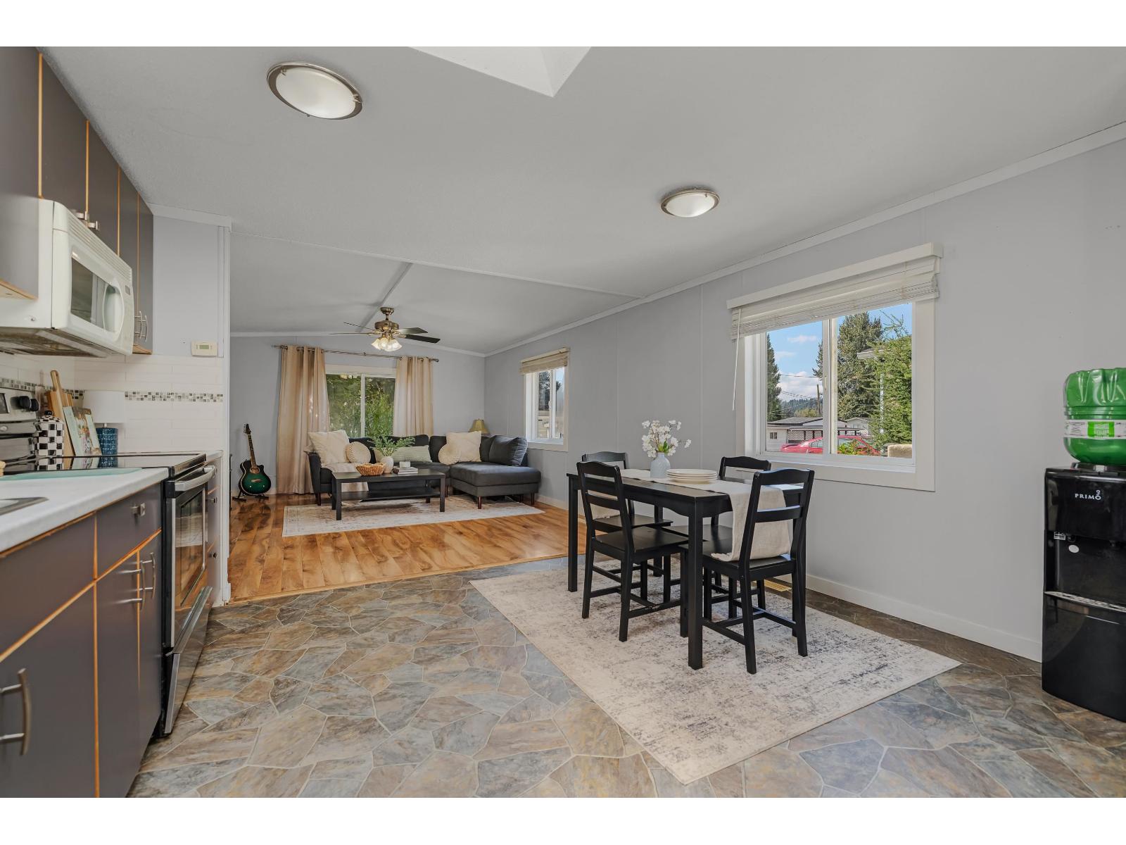 14 9267 Shook Road, Mission, British Columbia  V2V 1M3 - Photo 8 - R3163890