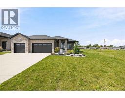 6927 SHORESIDE DRIVE, Plympton-Wyoming, Ontario