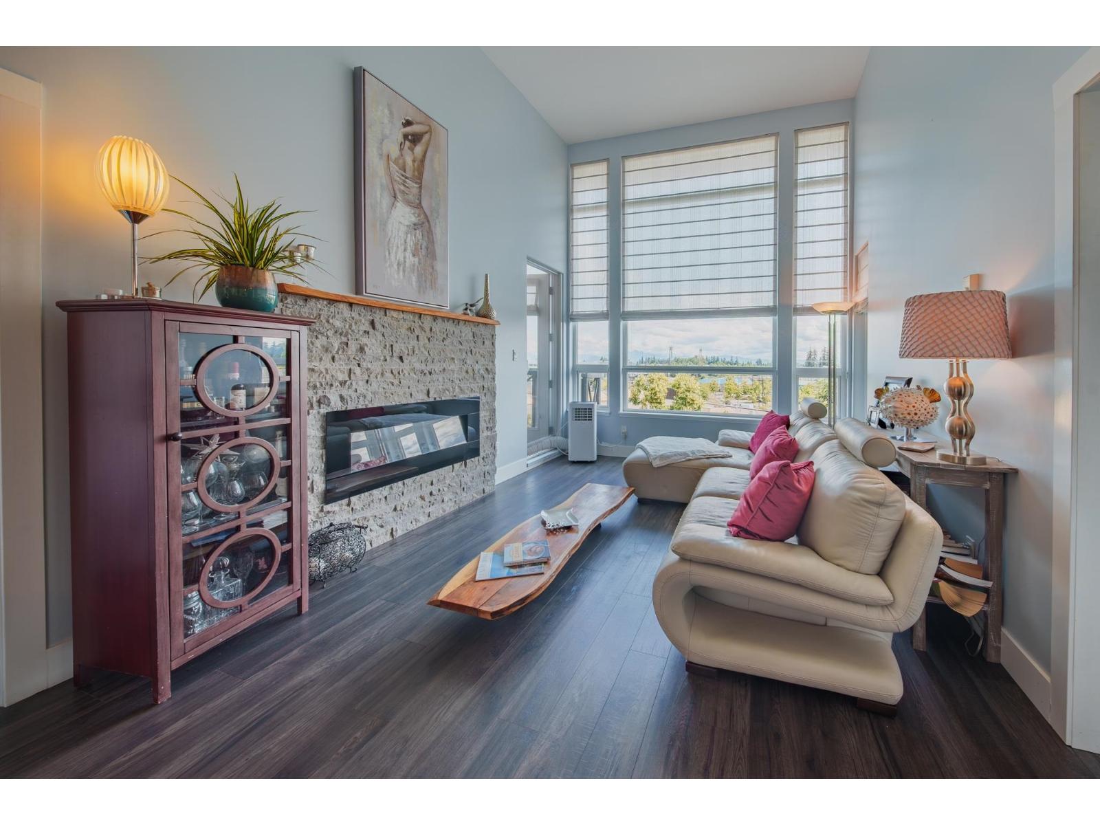 421 2970 King George Boulevard, Surrey, British Columbia  V4P 0E6 - Photo 11 - R3163179