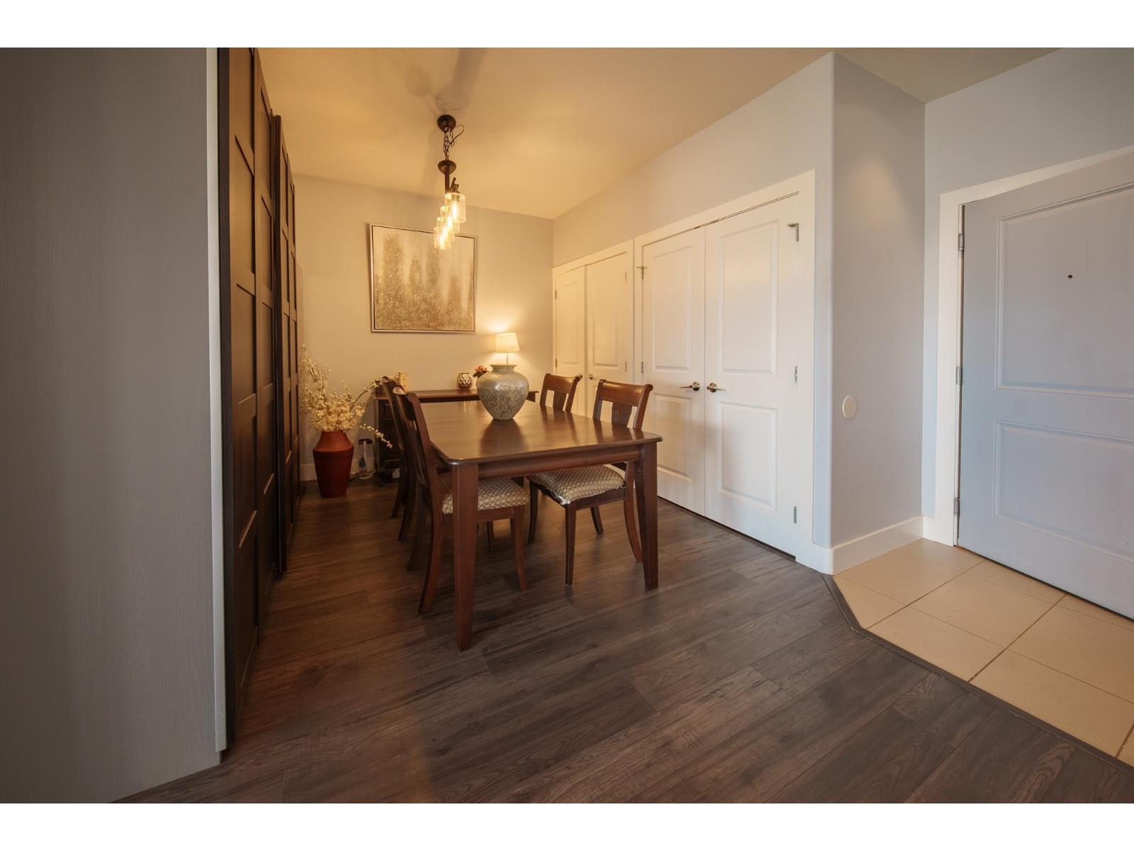 421 2970 King George Boulevard, Surrey, British Columbia  V4P 0E6 - Photo 9 - R3163179