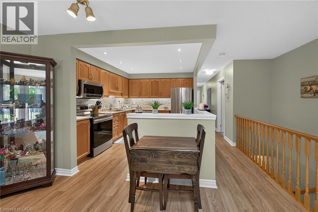 30 Braemar Avenue Unit# 22, Caledonia, Ontario  N3W 2M1 - Photo 18 - 40861634