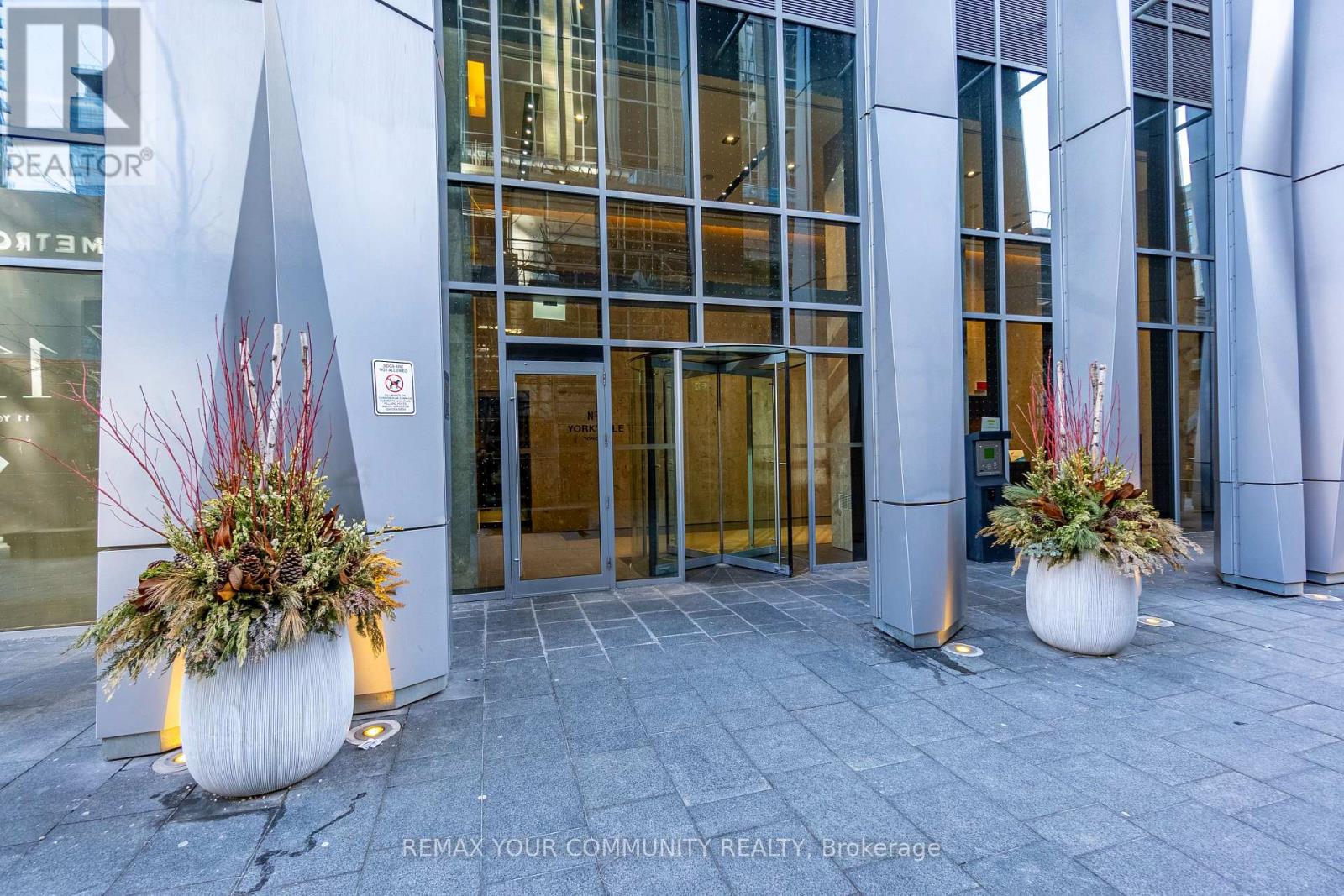 5405 - 1 Yorkville Avenue, Toronto, Ontario M4W 0B1 - Photo 4 - C13767670