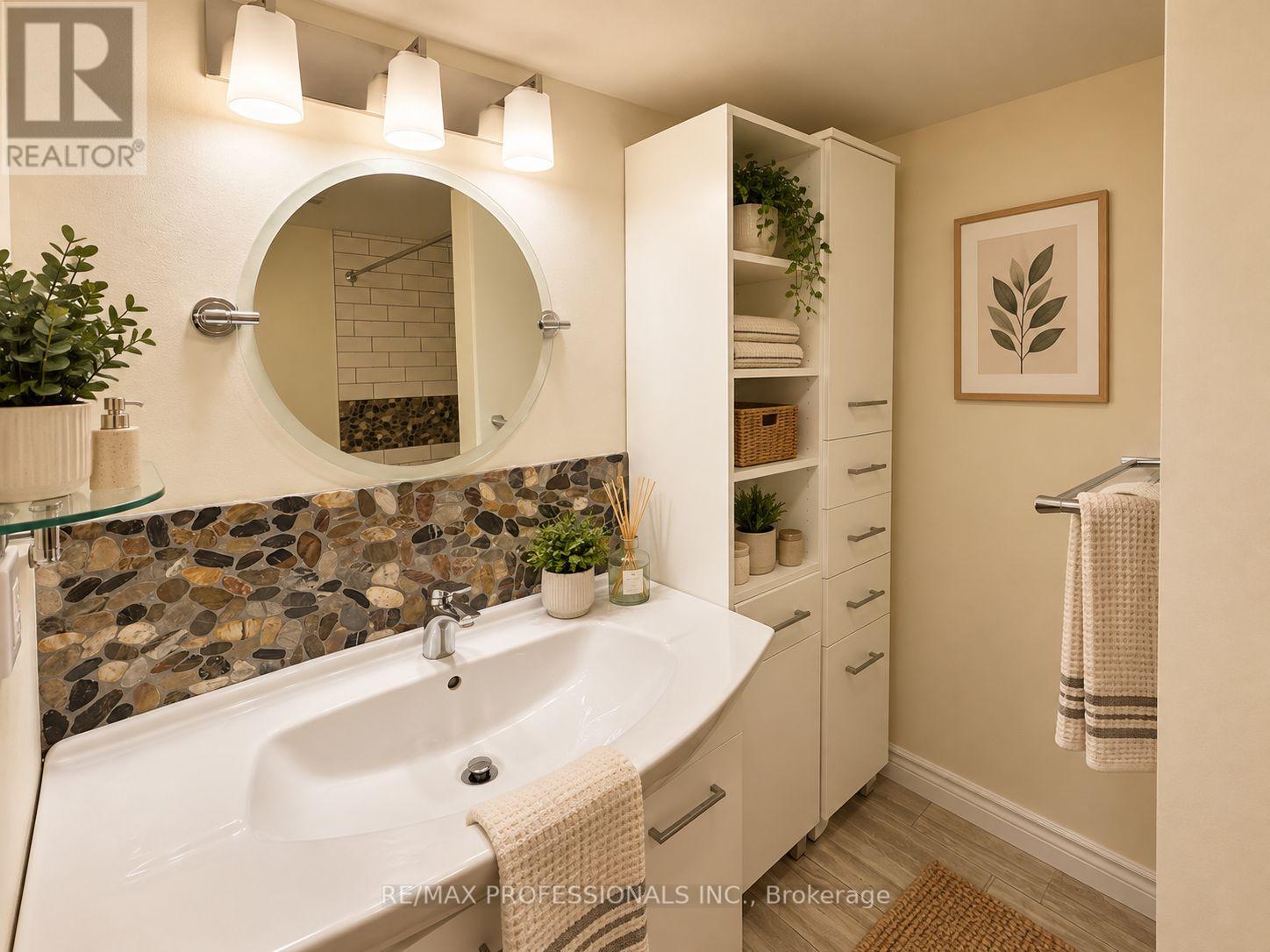 Bsmt - 102 Paulart Drive, Toronto, Ontario  M9B 3V9 - Photo 15 - W13645830