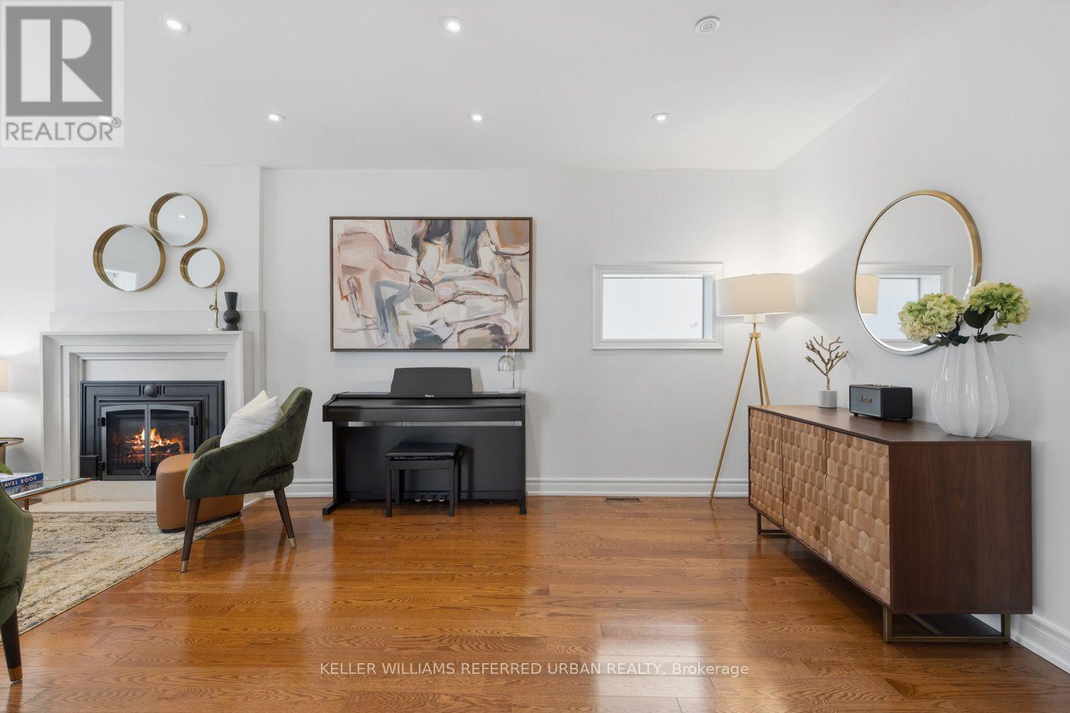 109 Kennedy Avenue, Toronto, Ontario  M6S 2X8 - Photo 10 - W13767080