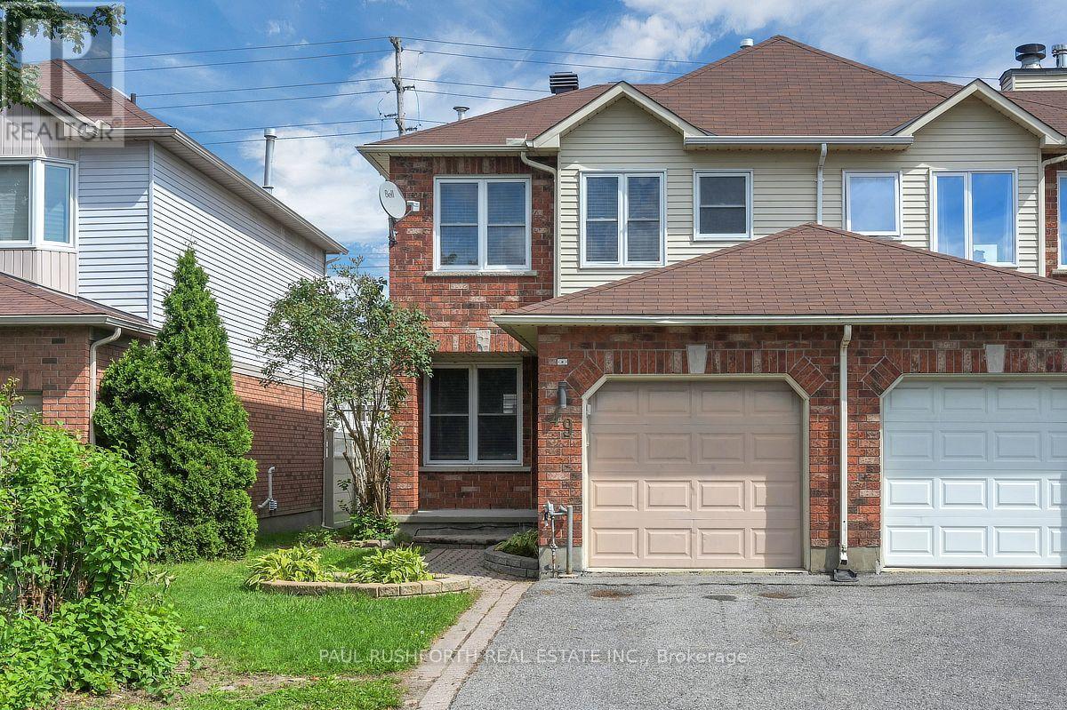 49 GRENADIER WAY, Ottawa, Ontario
