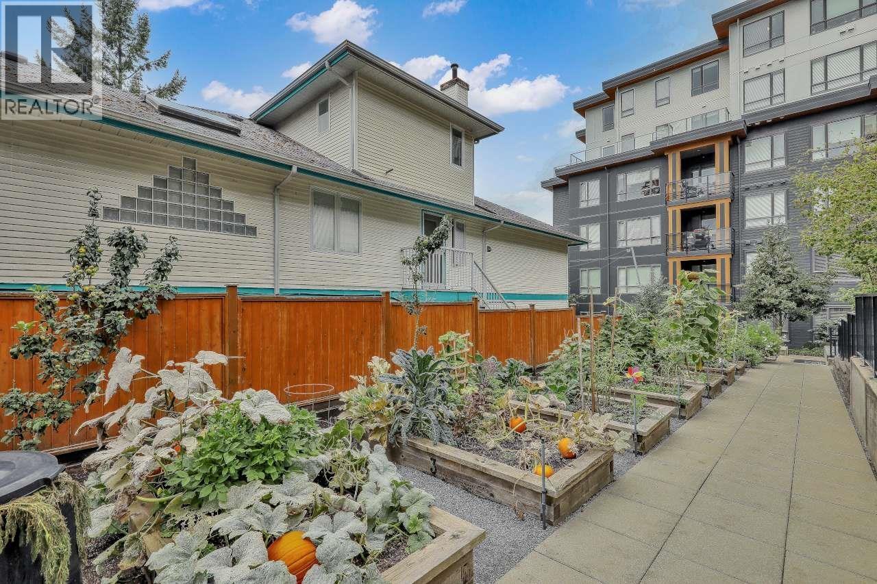 303 721 Anskar Court, Coquitlam, British Columbia  V3J 0L4 - Photo 37 - R3161686