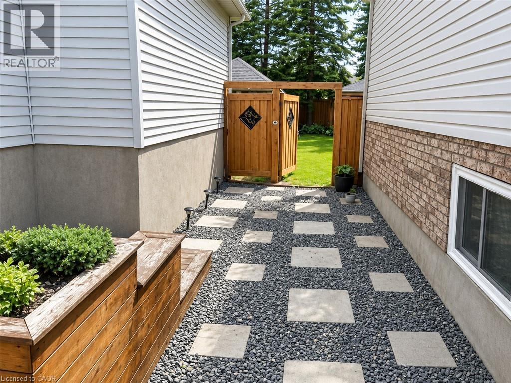 7 Briarfield Street, Kitchener, Ontario  N2A 4B6 - Photo 31 - 40861544
