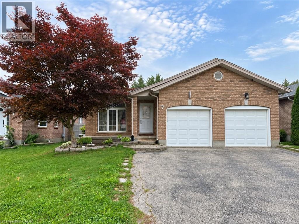 7 BRIARFIELD Street, Kitchener, Ontario