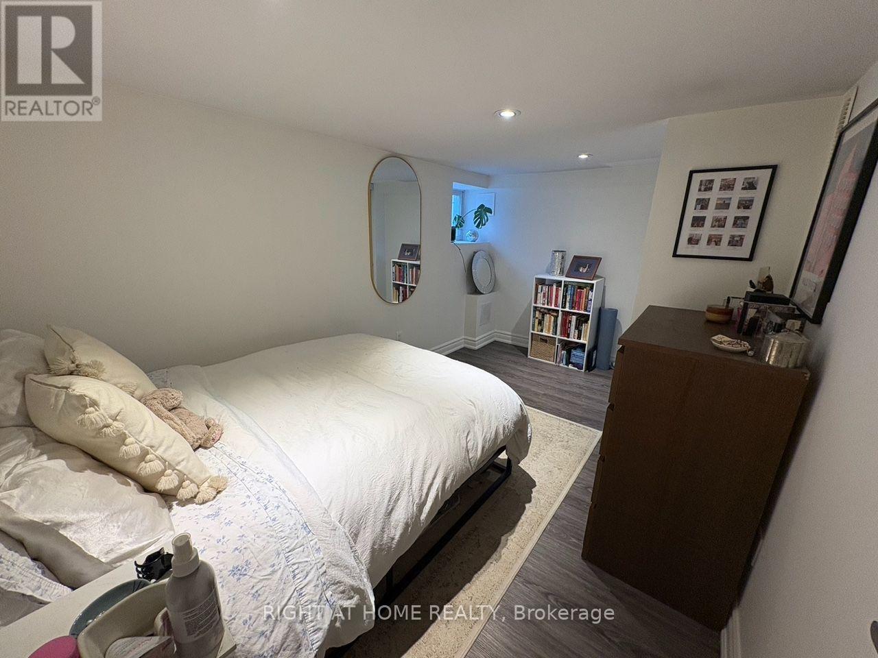 Unit 1 - 430 Brock Avenue, Toronto, Ontario  M6H 3N3 - Photo 11 - C13767918