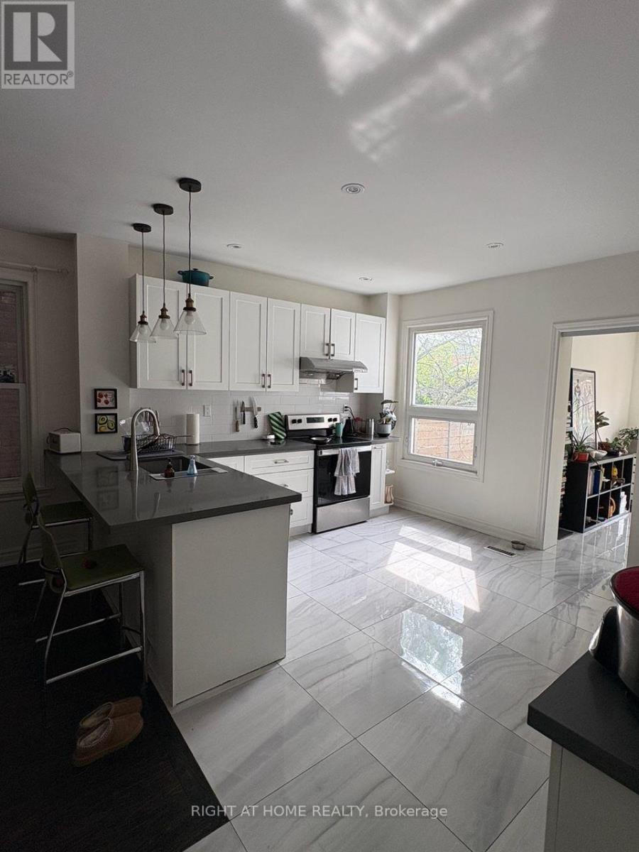 Unit 1 - 430 Brock Avenue, Toronto, Ontario  M6H 3N3 - Photo 6 - C13767918