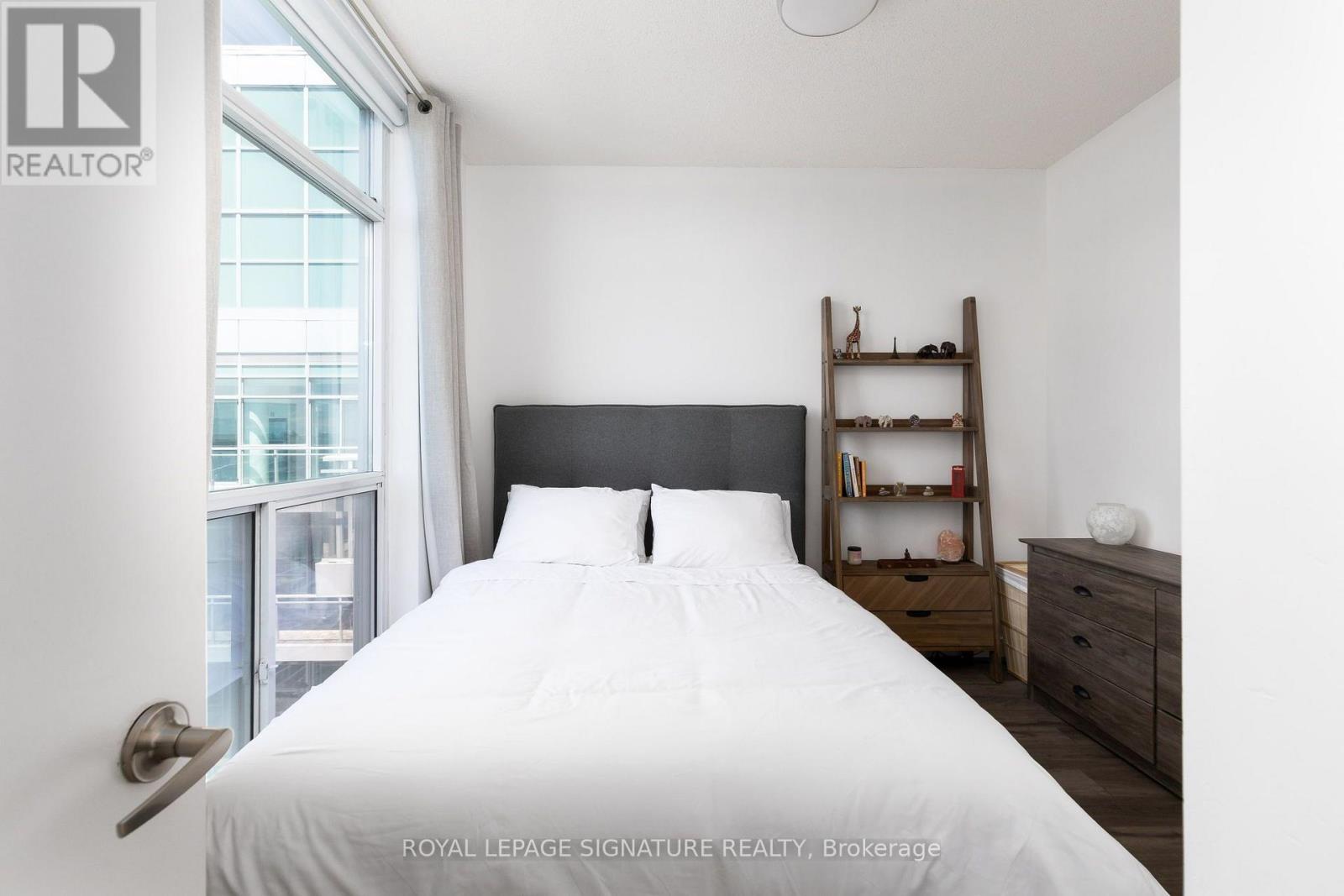 Uph11 - 80 Western Battery Road, Toronto, Ontario  M6K 3S1 - Photo 8 - C13767976