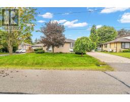 48 GARSIDE AVENUE, Whitby, Ontario