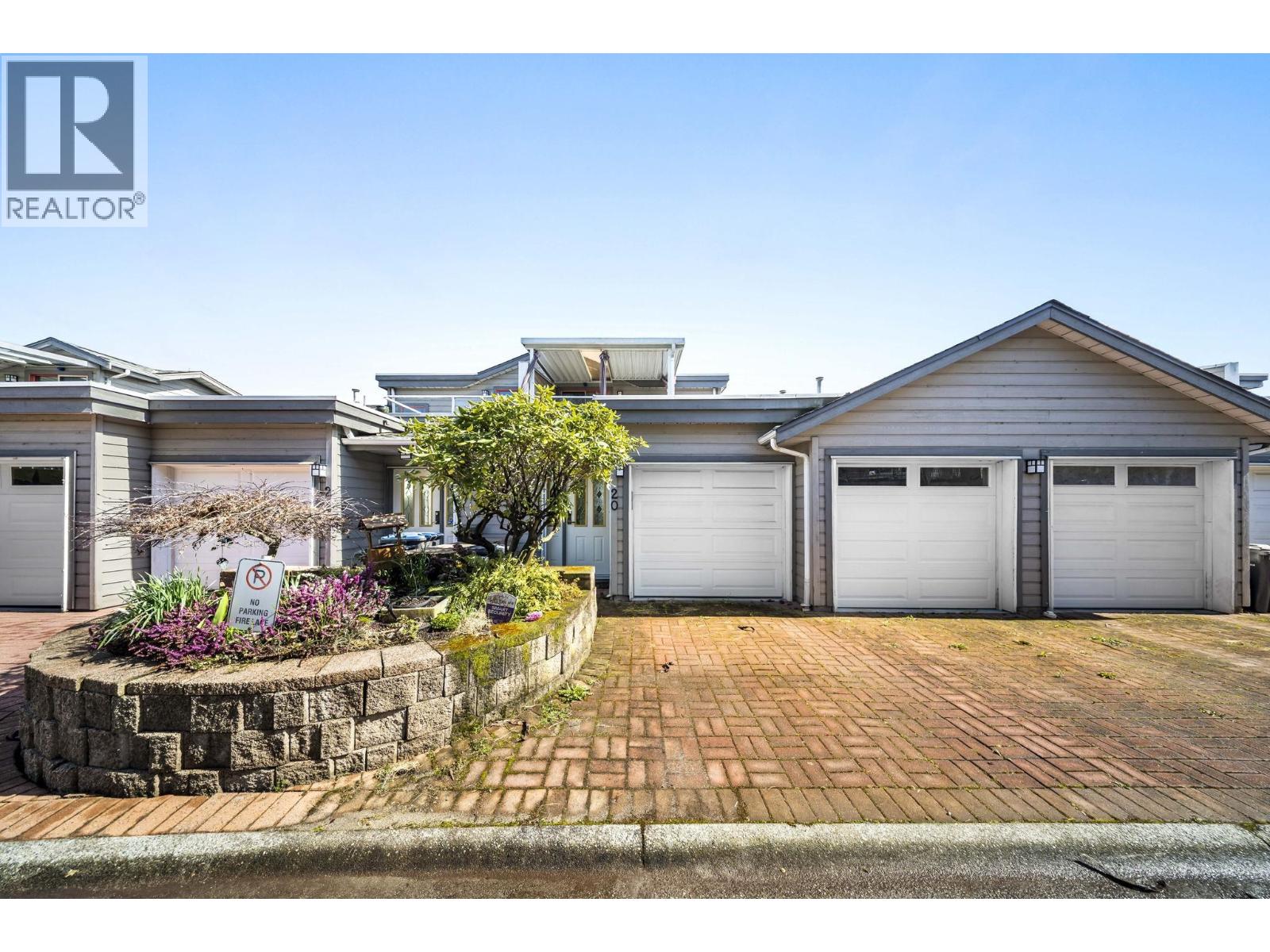 20 323 GOVERNORS COURT, new westminster, British Columbia