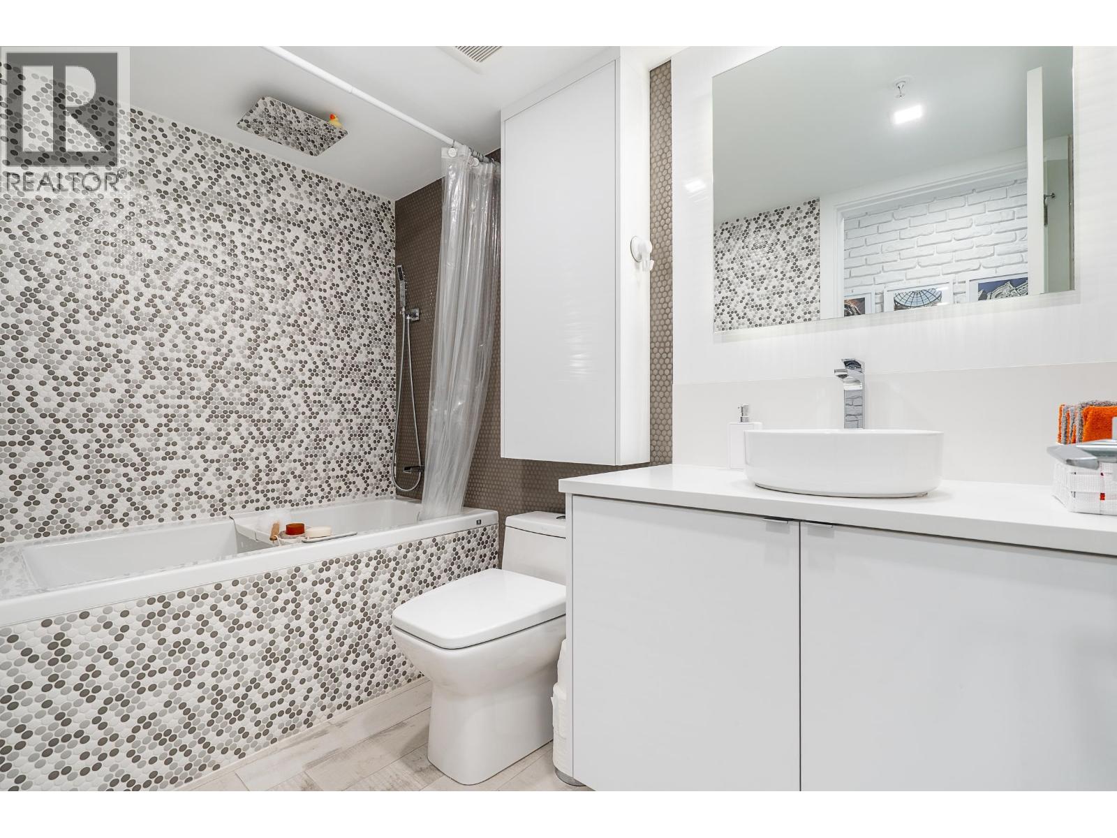 1806 235 Guildford Way, Port Moody, British Columbia  V3H 5L8 - Photo 23 - R3163888